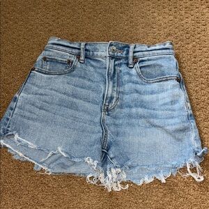 American Eagle Light wash Blue Jean Shorts Distressed Frayed Hem High waisted